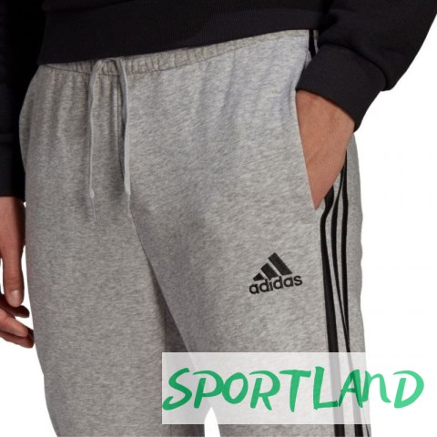 Spodnie adidas Essentials Fleece M GK8824 M Spodnie adidas Essentials Fleece M GK8824 M