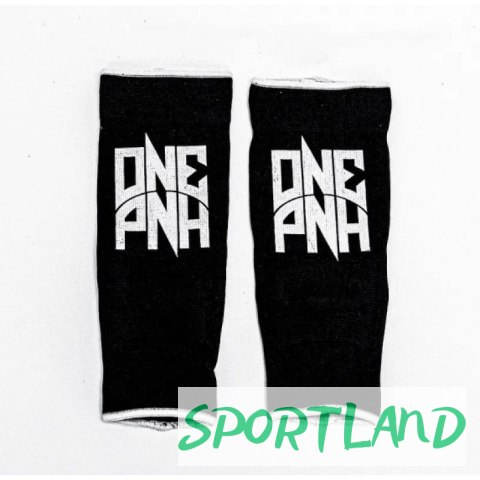Elastyczny ochraniacz stawu skokowego "ONE PUNCH" 08256-01M czarny+XL