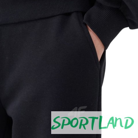Spodnie 4F CAS Jr 4FJWSS25TTROF0950 20S 158cm Spodnie 4F CAS Jr 4FJWSS25TTROF0950 20S 158cm
