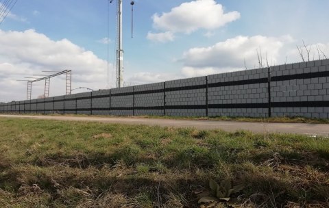 Taśma ogrodzeniowa PASKI 6 x 2,55mb CLASSIC 19cm PROTECTO™ SZARA + 12 klipsów GRATIS Taśma ogrodzeniowa PASKI 6 x 2,55mb CLASSIC 19cm PROTECTO™ SZARA + 12 klipsów GRATIS